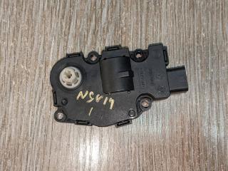 моторчик заслонки печки Mercedes-Benz E-Класс W212/S212/C207/A207 2010, 2.2 л., дизель, АКПП, седан, задний привод, правый руль, EFB330