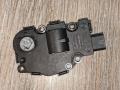 моторчик заслонки печки BMW X5 E70 2009, 4.8 л., N62 B48 A, бензин, АКПП, внедорожник 5 дв., 929888G, EFB336, 6956706 - фото №3