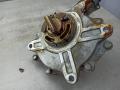 насос вакуумный BMW 3 серия E90/E91/E92/E93 (2004 - 2010), 2.0 л., N46 B20 B, бензин, 7542498 - фото №2