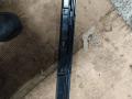 Кронштейн накладки на порог лев. BMW 7 серия F01/F02 2009, 4.4 л., N63 B44 A, бензин, 7187101 - фото №2