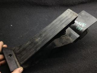 педаль BMW 5 серия E60/E61 2006, 3.0 л., M57 D30 (306D3), дизель, АКПП, седан, 6772645