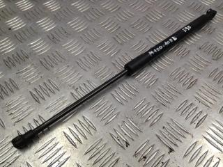 амортизатор капота BMW 3 серия E90/E91/E92/E93 2006, 2.0 л., M47 D20 (204D4), дизель, АКПП, седан