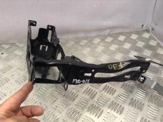 крепление фары правой BMW 2013, 2.0 л., N20 B20 A, бензин, АКПП, седан