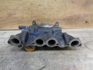 коллектор впускной Volkswagen Golf 3 поколение (1991 - 2000), 1.8 л., ABS, бензин, 051129713, 051129711D