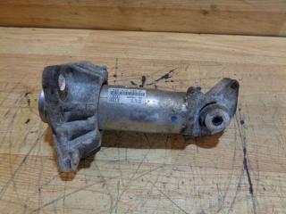 Крепление бампера переднего Audi A4 B6 2003, 8E0807133B
