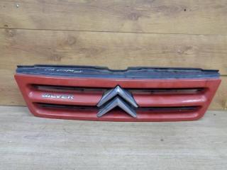 решетка радиатора Citroen Jumper 1 поколение [рестайлинг] (2002 - 2006), красный, 7804P9