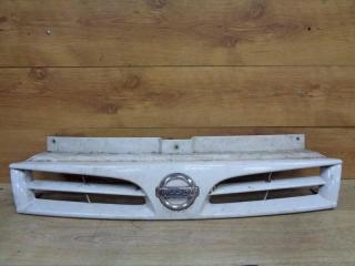 решетка радиатора Nissan Primastar 1 поколение 2003, белый, 6231200QAA
