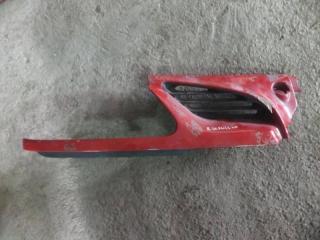 решетка радиатора Renault Scenic 1 поколение 1998, красный, 7701367996