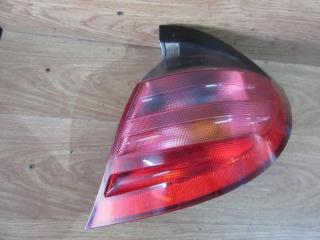 фонарь задний правый Mercedes-Benz C-Класс W203/S203/CL203 2001, купе, 2038200664, A2038200664