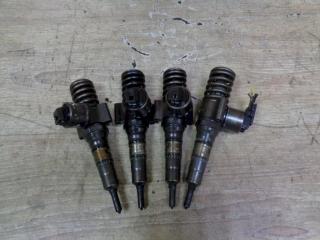 форсунка Volkswagen Jetta 5 поколение 2006, 2.0 л., TDi PD, BKD, дизель, 03G130073G, 0414720404