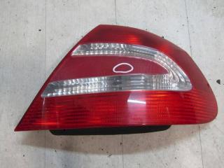фонарь задний правый Mercedes-Benz CLK-Класс C209/A209 (2002 - 2005), 2098200264, A2098200264