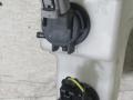 бачок омывателя Mazda CX-7 1 поколение ER (2006 - 2009), EG2167480A, EG2167480B, EG2167480C, L20667480, L20667481B - фото №3