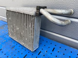 радиатор отопителя (печки) Mercedes-Benz Sprinter W901-904 (1995 - 2000), 662868N, 662868N