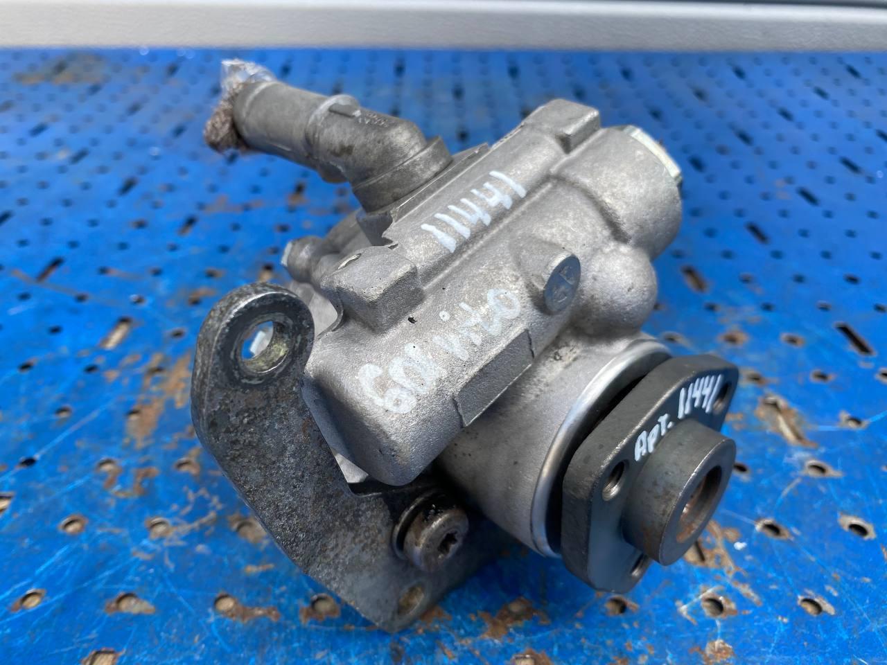 насос гидроусилителя руля Mercedes-Benz Vito W638 (1996 - 2003), 2.3 л., дизель, ZF, A6042360010H, 91130 - фото №1