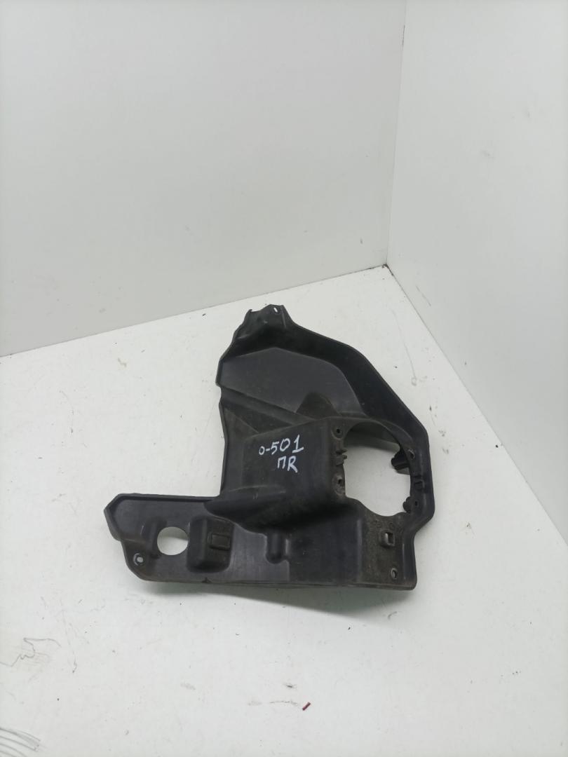 рамка фары противотуманной левой Lada Vesta 1 поколение 2018, 1.8 л., бензин, АКПП, универсал, 8450006276 - фото №1