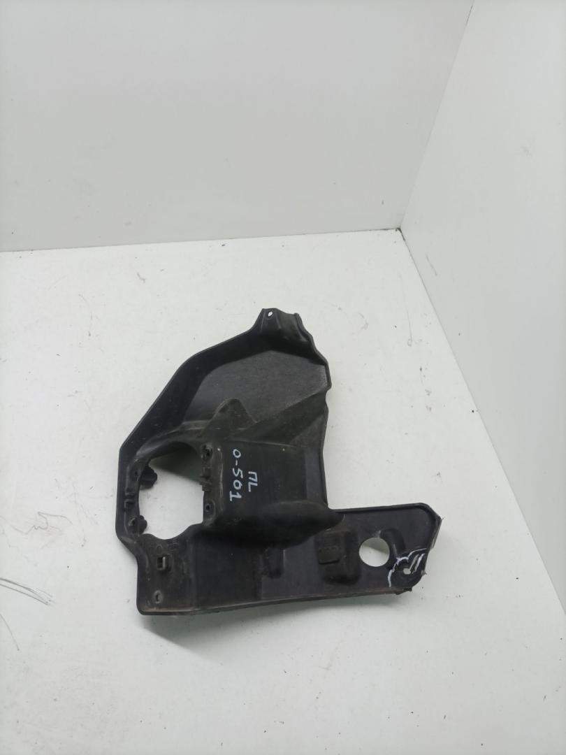 рамка фары противотуманной левой Lada Vesta 1 поколение 2018, 1.8 л., бензин, АКПП, универсал, 8450006277 - фото №1