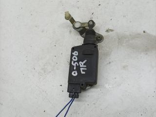 замок двери передней правой Hyundai Galloper 2 поколение 1998, 2.5 л., дизель, МКПП, внедорожник 5 дв.