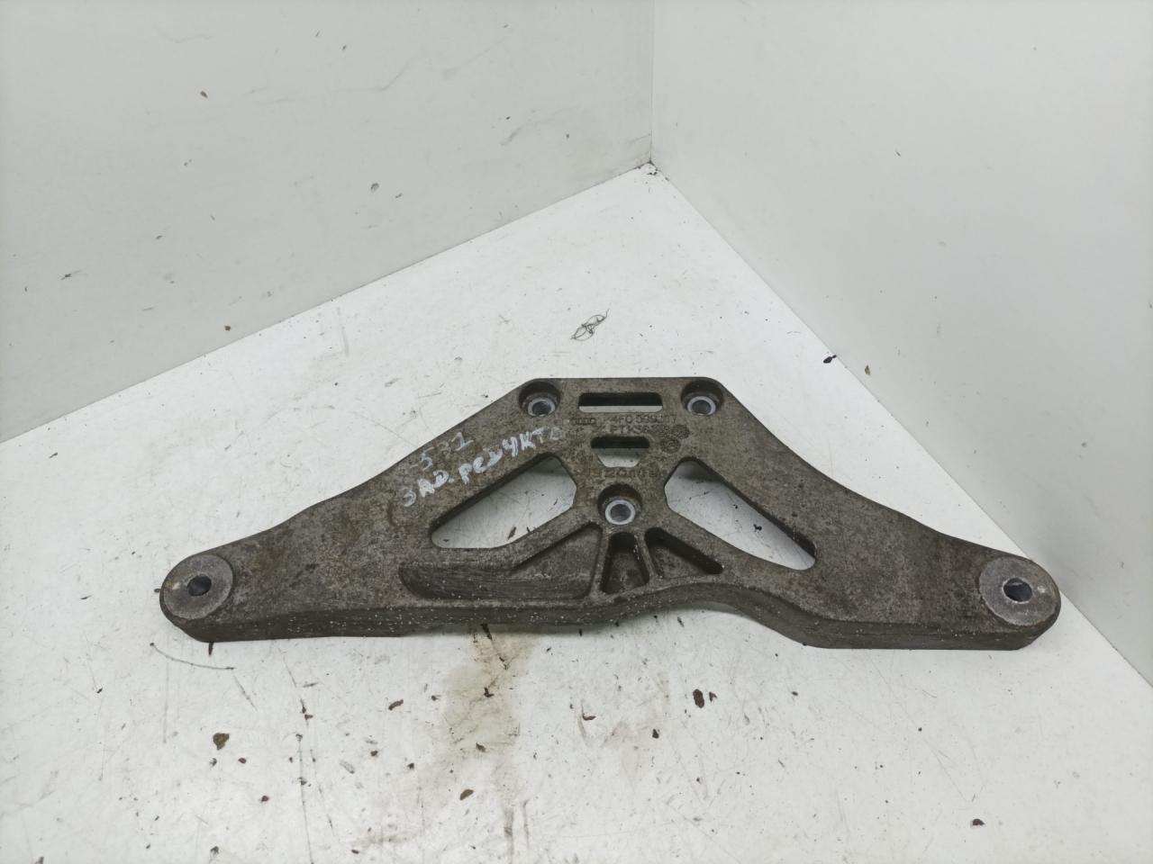 кронштейн редуктора Audi A6 Allroad Quattro C6 2006, 3.2 л., AUK, бензин, АКПП, универсал, 4F0599287 - фото №1