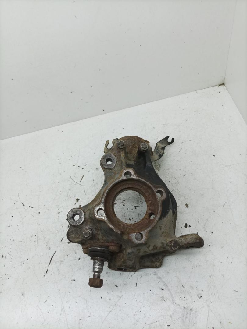 кулак поворотный правый BMW X1 E84 2010, 2.0 л., N47 D20 C, дизель, АКПП, внедорожник 5 дв., полный привод, 31216788700 - фото №1