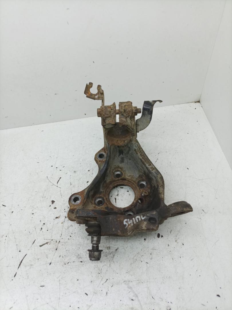 кулак поворотный левый BMW X1 E84 2010, 2.0 л., N47 D20 C, дизель, АКПП, внедорожник 5 дв., полный привод, 31216788699 - фото №1