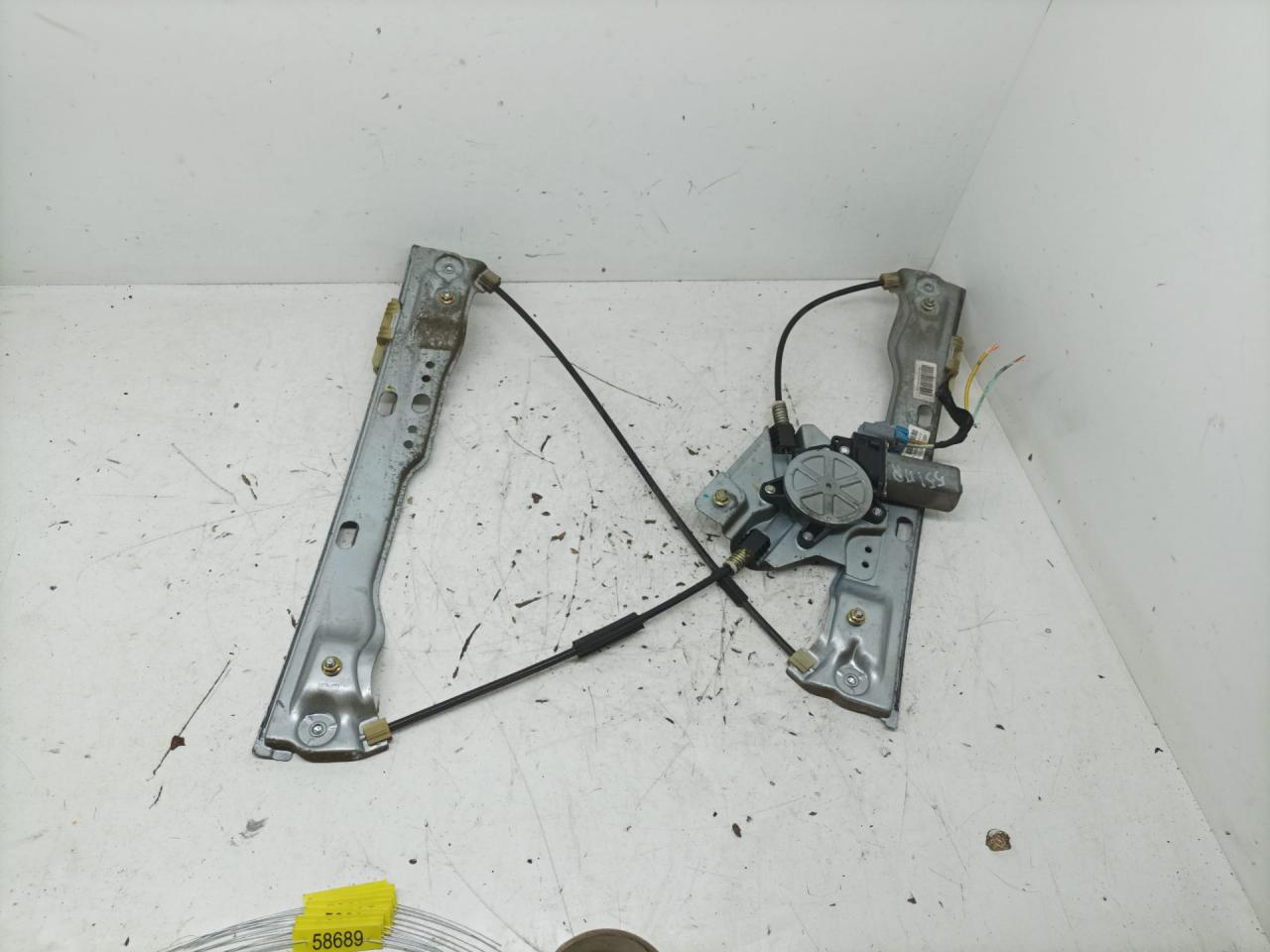 стеклоподъемник электрический передний правый Geely Emgrand EC7 1 поколение 2014, 1.8 л., JL4G18, бензин, МКПП, седан - фото №1