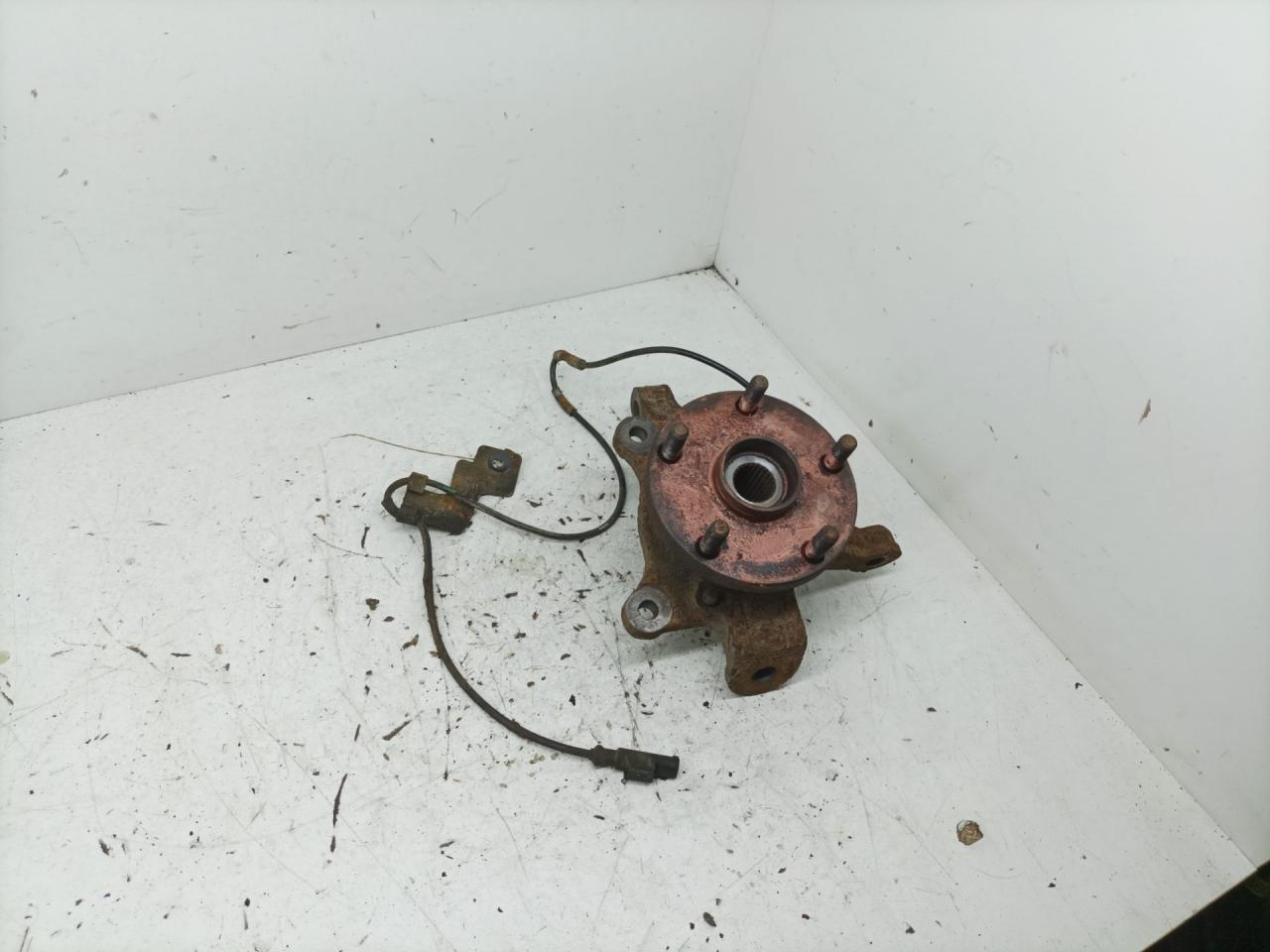 ступица передняя левая Geely Emgrand EC7 1 поколение 2014, 1.8 л., JL4G18, бензин, МКПП, седан - фото №1