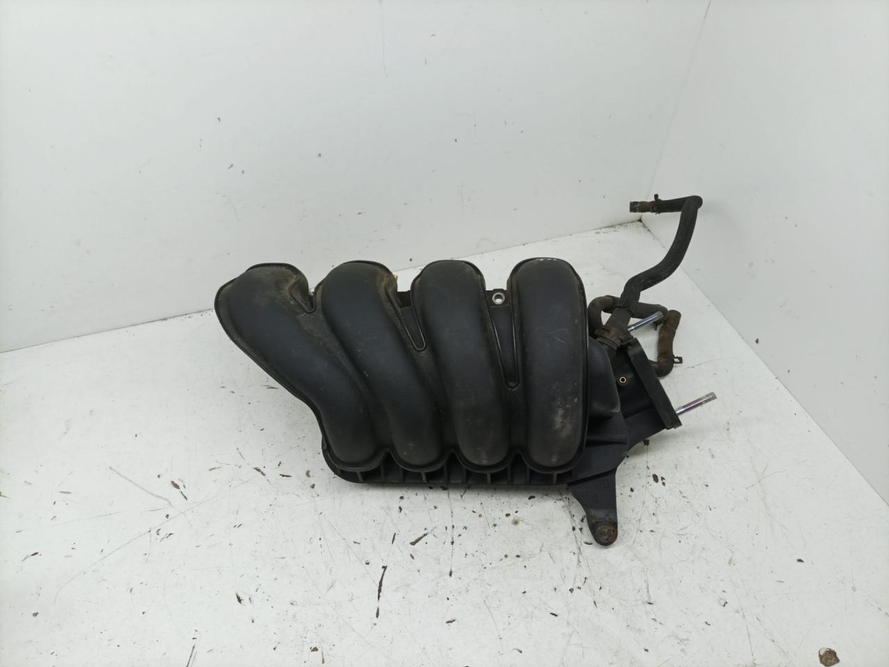 коллектор впускной Geely Emgrand EC7 1 поколение 2014, 1.8 л., JL4G18, бензин, МКПП, седан, 4G18A-1008220A - фото №1