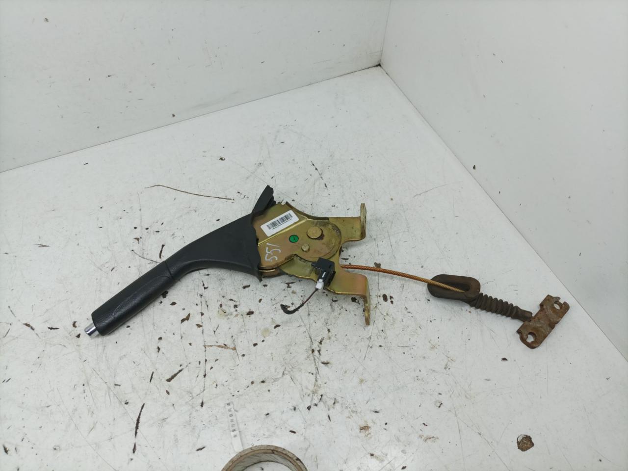 рычаг ручного тормоза (ручника) Geely Emgrand EC7 1 поколение 2014, 1.8 л., JL4G18, бензин, МКПП, седан - фото №1