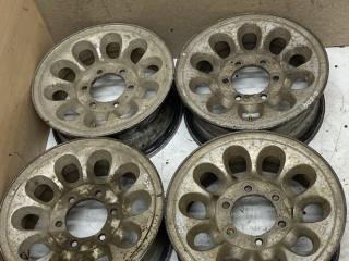 диск литой Hyundai Galloper 1 поколение 1997, 2.5 л., дизель, МКПП, внедорожник 5 дв.