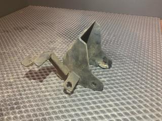 кронштейн КПП Kia Cerato 2 поколение TD 2011, 1.6 л., бензин, АКПП, жемчужно-белый, седан, A6GF1