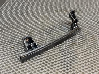 направляющая стекла Kia Cerato 2 поколение TD 2012, 2.0 л., G4KD, бензин, АКПП, черный eb - ebony black, седан, передний привод, 82550-1M000