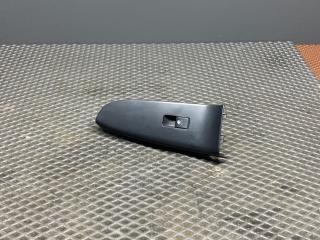 кнопка стеклоподъемника двери передней правой Kia Ceed 1 поколение ED 2009, 1.6 л., G4FC, бензин, МКПП, бежевый 8q - pewter silver, хетчбэк 3 дв., передний привод, 82361-1H300