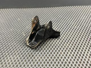 кронштейн (крепление) Hyundai Sonata 4 поколение [рестайлинг] EF 2006, 2.0 л., G4GC, бензин, МКПП, серый, седан, передний привод