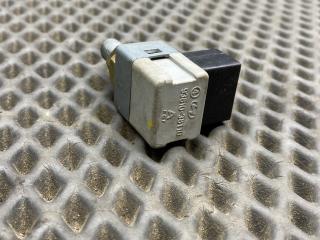 Датчик педали тормоза (лягушка) Hyundai Sonata 4 поколение [рестайлинг] EF 2005, 2.7 л., G6BA, бензин, АКПП, серый, седан, передний привод, 93810-38110