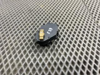 моторчик заслонки печки BMW 5 серия E39 (1995 - 2000), 83637979