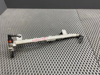 топливная рампа Ford Fiesta 5 поколение (2001 - 2007), 1.6 л., 98AG14A390LB