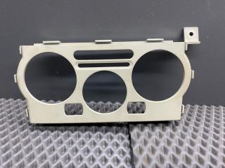 рамка блока управления климой Nissan Cube Z10 (1998 - 2002), 27570-3U001