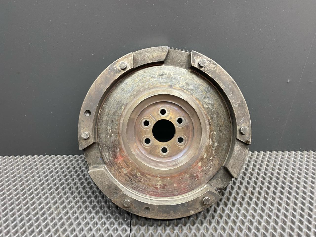 маховик Chevrolet Cruze 1 поколение J305 2012, 1.8 л., Z 18 XER, бензин, МКПП, белый, хетчбэк 5 дв., передний привод, 96184354 - фото №1