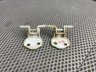 петля двери Kia Spectra 1 поколение [2-й рестайлинг] SD 2004, 1.6 л., S6D, бензин, МКПП, c5-diamond silver, седан, передний привод