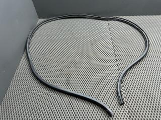 уплотнитель двери Hyundai Solaris 1 поколение [рестайлинг] RB 2015, 1.6 л., G4FC, бензин, АКПП, pgu - crystal white, седан, передний привод, 821104L000