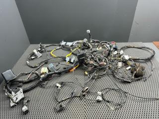 проводка салона Kia Cerato 1 поколение [рестайлинг] LD 2007, 1.6 л., G4FC, бензин, МКПП, 6c - cover assy-console upr, седан, передний привод, 91511-2F330