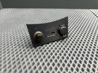 разъем AUX / USB Kia Cerato 2 поколение TD 2011, 1.6 л., G4FC, бензин, АКПП, o9 - clamp hand brake cab, седан, передний привод, 84620-1M030