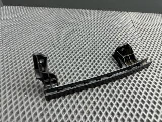 направляющая стекла Kia Cerato 2 поколение TD 2011, 1.6 л., G4FC, бензин, АКПП, o9 - clamp hand brake cab, седан, передний привод, 82560-1M000