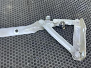 петля капота правая Volkswagen Transporter T5 (2003 - 2009), 7H0823302D