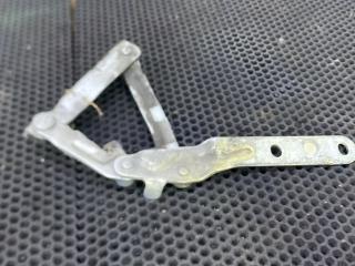 петля капота левая Volkswagen Transporter T5 (2003 - 2009), 7H0823301D