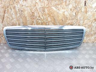 решетка радиатора Mercedes-Benz E-Класс W211/S211 2003, 2.2 л., OM 646.961, дизель, АКПП, седан, A2118800283