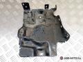 крепление аккумулятора Peugeot 308 T7 2010, 1.6 л., 9HY (DV6TED4), дизель, МКПП, черный, хетчбэк 5 дв. - фото №3