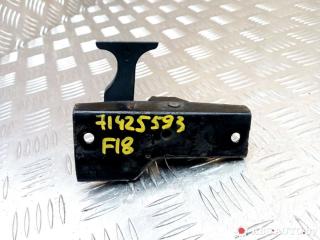 замок капота Mercedes-Benz E-Класс W211/S211 2003, 2.2 л., OM 646.961, дизель, АКПП, седан, A2118800264, A2118870227