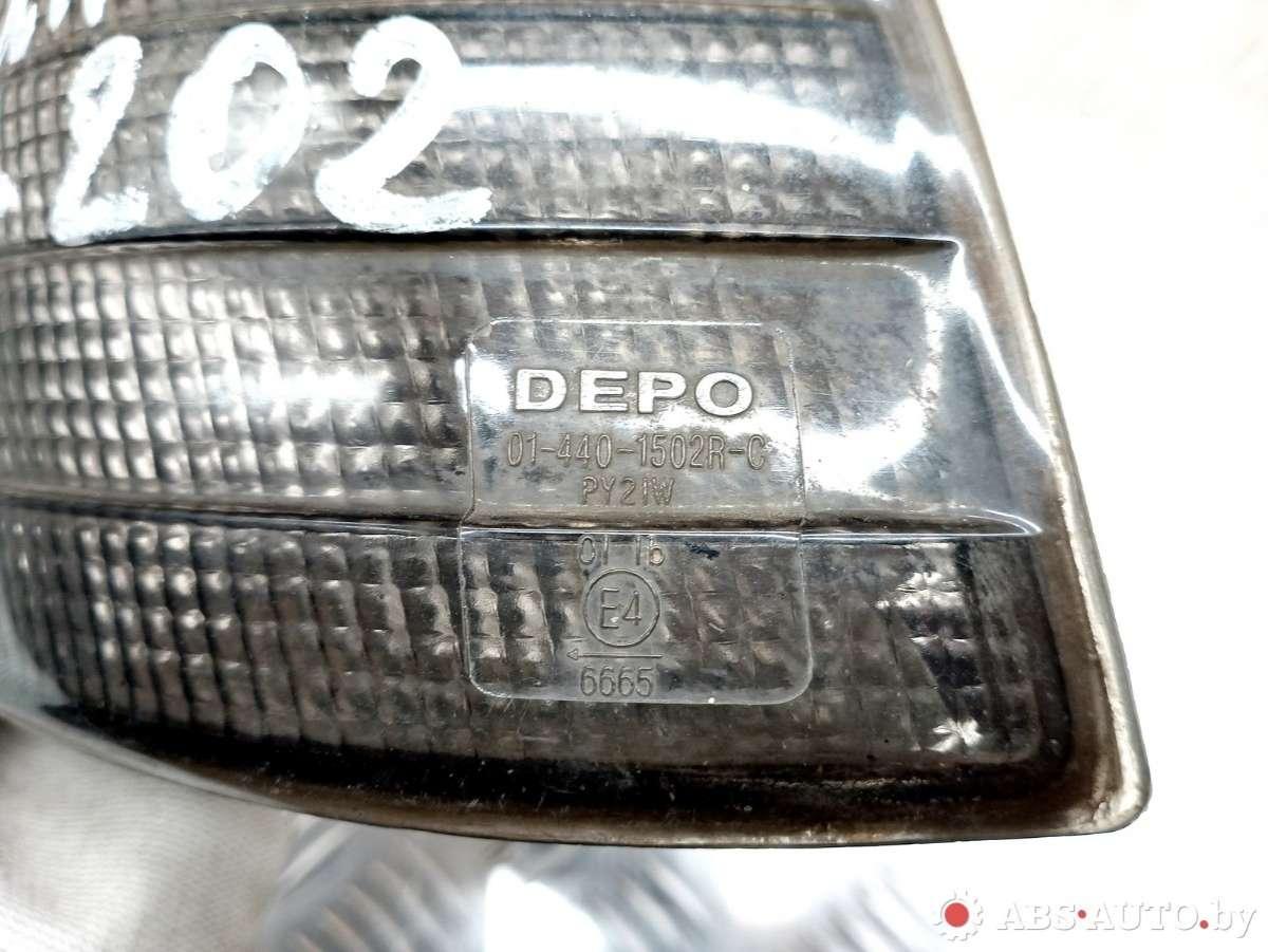 Указатель поворота (поворотник) правый Mercedes C-Class (W201) купить в Беларуси