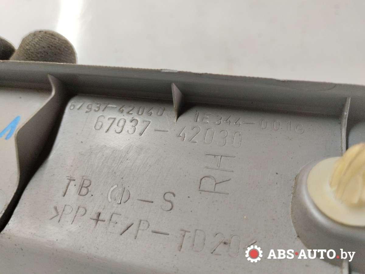 Обшивка крышки багажника Toyota Rav4 3 купить в Беларуси